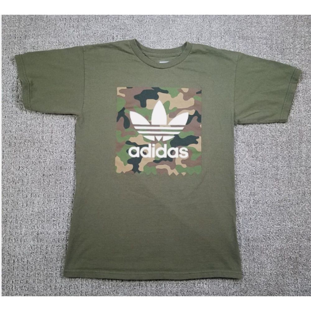 ADIDAS Shirt Mens Small Army Green Camo Trefoil Short Sleeve Graphic Tee Retro
